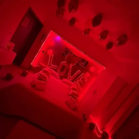 Bro And Sis House アパート